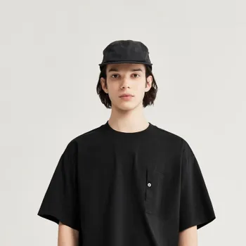 Unisex oversize tričko s kapsou a krátkým rukávem Asymmetrical